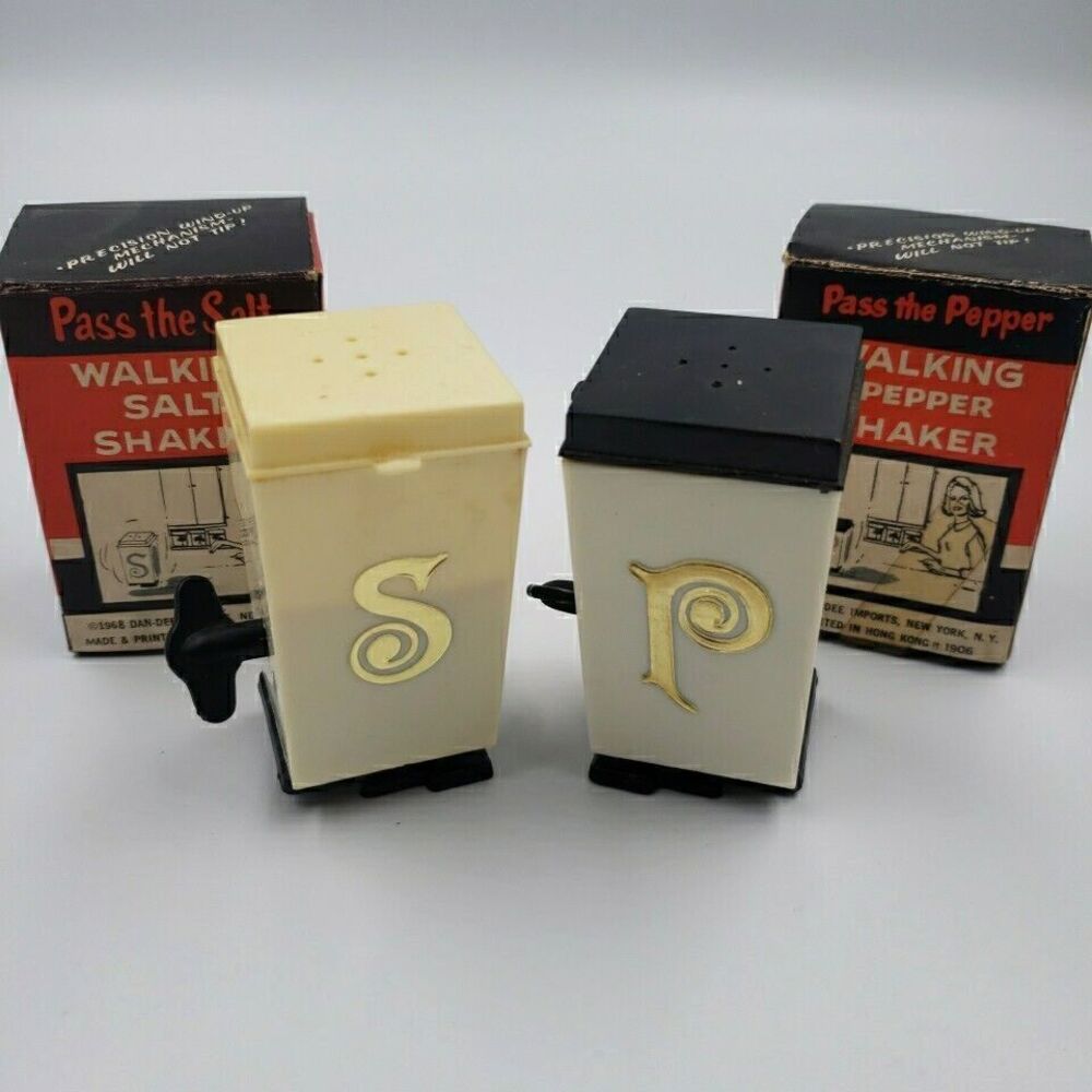 MCM Salt and Pepper Shakers 60s READ Dan Dee Spring Wind Up Walking Mechanical